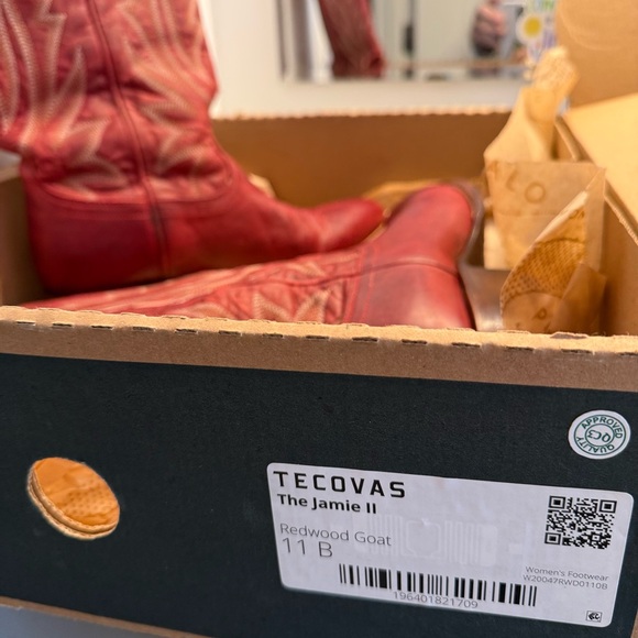 Tecova The Jamie in Redwood Goat - Picture 5 of 13